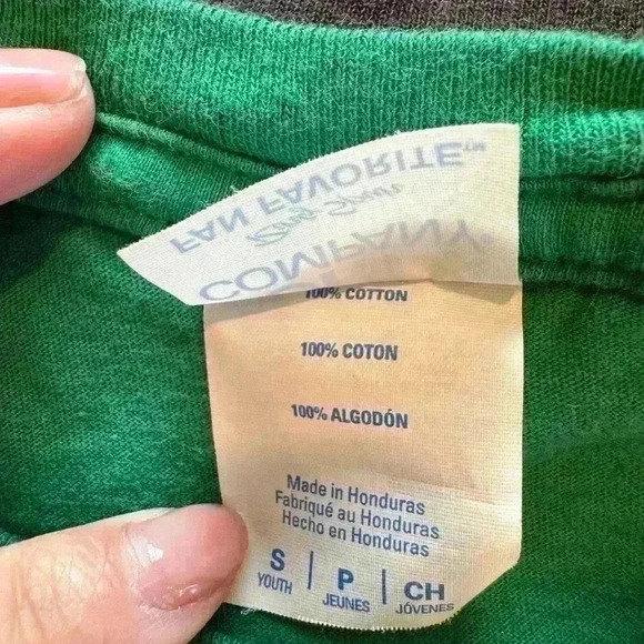 🌈 6/$60, Hello Kitty Lucky Kids Shirt, St Patrick’s Day, Shamrock, Green, Small - Picture 4 of 5